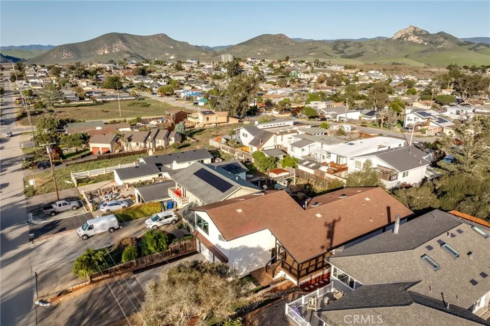 1578 13th Los Osos, CA 93402