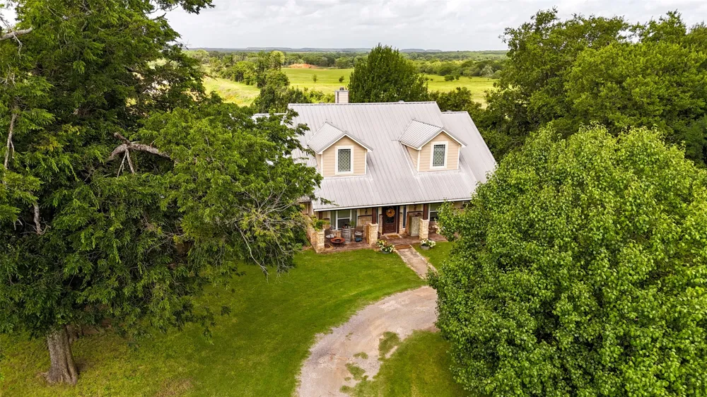 415 State Highway 174 Blum, TX 76627