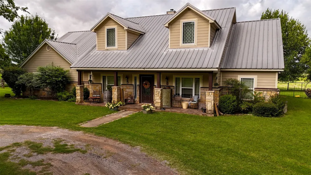 415 State Highway 174 Blum, TX 76627