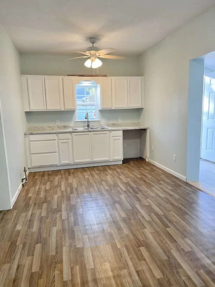 301 E 10th Street Coleman, TX 76834