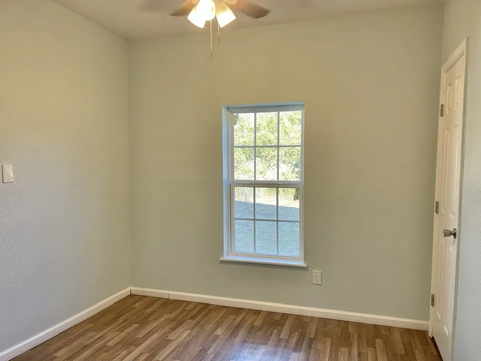 301 E 10th Street Coleman, TX 76834