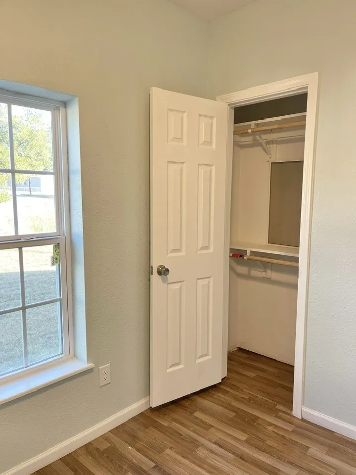 301 E 10th Street Coleman, TX 76834