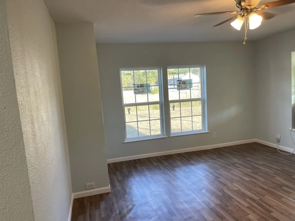 301 E 10th Street Coleman, TX 76834