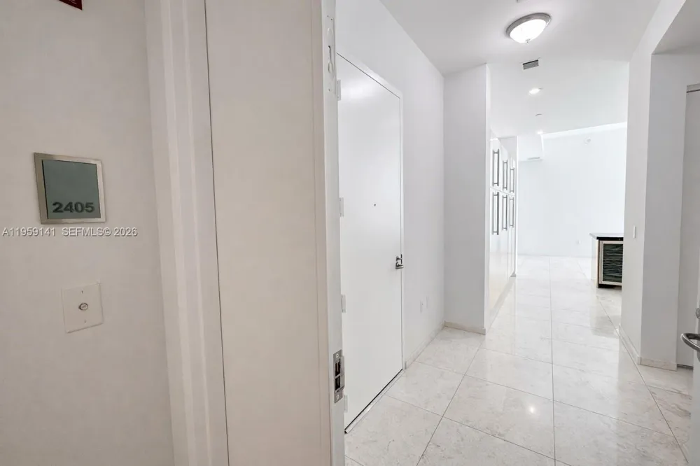 900 Brickell Key Blvd #2405 Miami, FL 33131