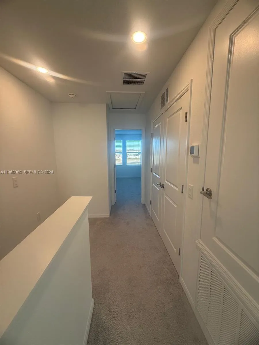 2025 VIEWFINDER #2025 Kissimmee, FL 34758