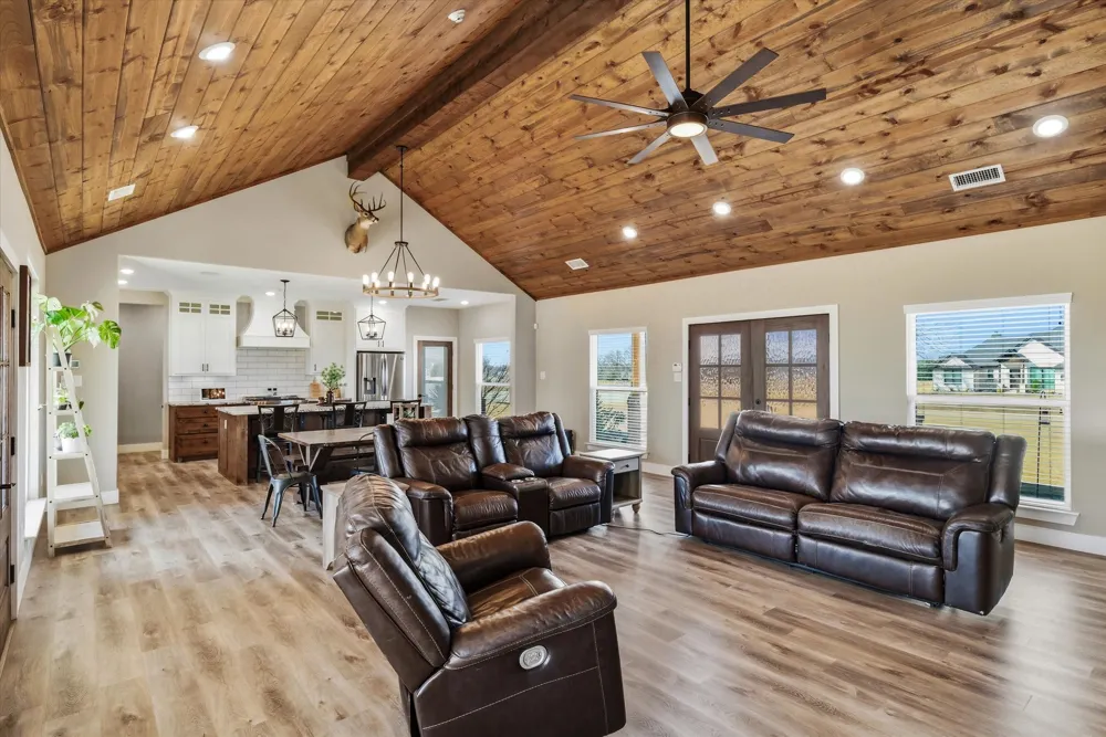 2055 Eastfield Drive Wills Point, TX 75169