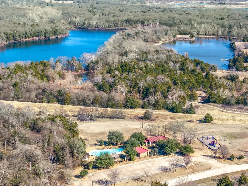 2055 Eastfield Drive Wills Point, TX 75169