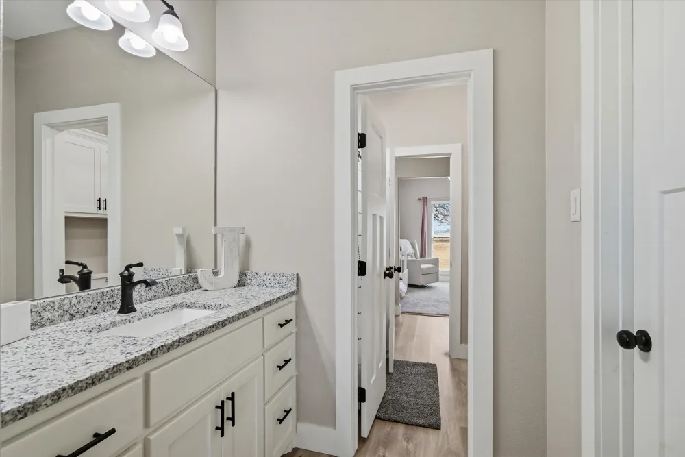 2055 Eastfield Drive Wills Point, TX 75169