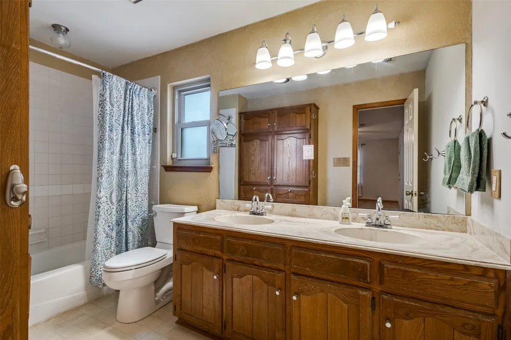 105 Settlers Bend Lowry Crossing, TX 75069