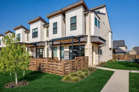 3711 Rosemont Drive