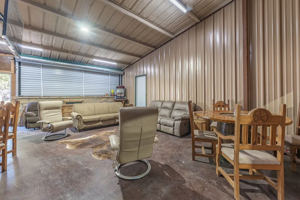7203 Pump Station Road Jacksboro, TX 76458