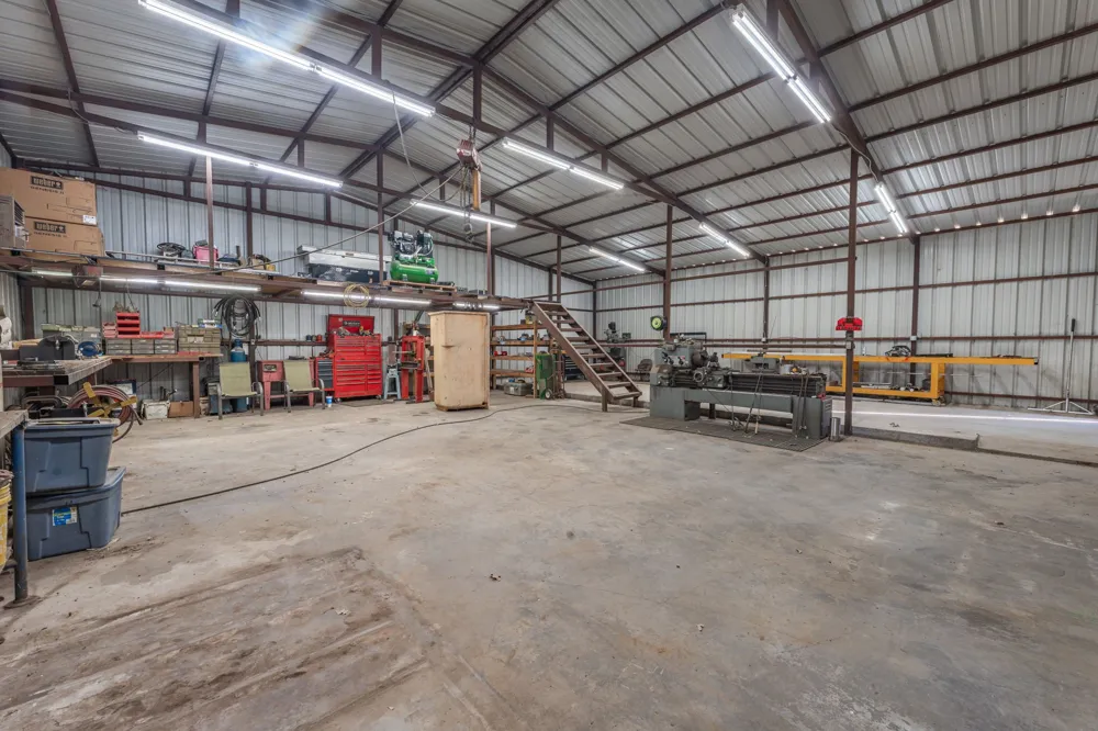 7203 Pump Station Road Jacksboro, TX 76458