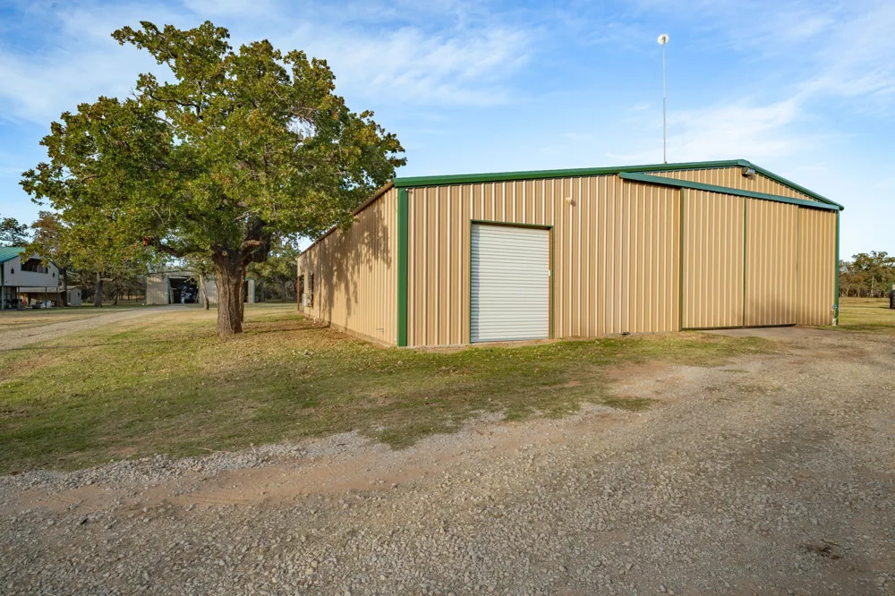 7203 Pump Station Road Jacksboro, TX 76458