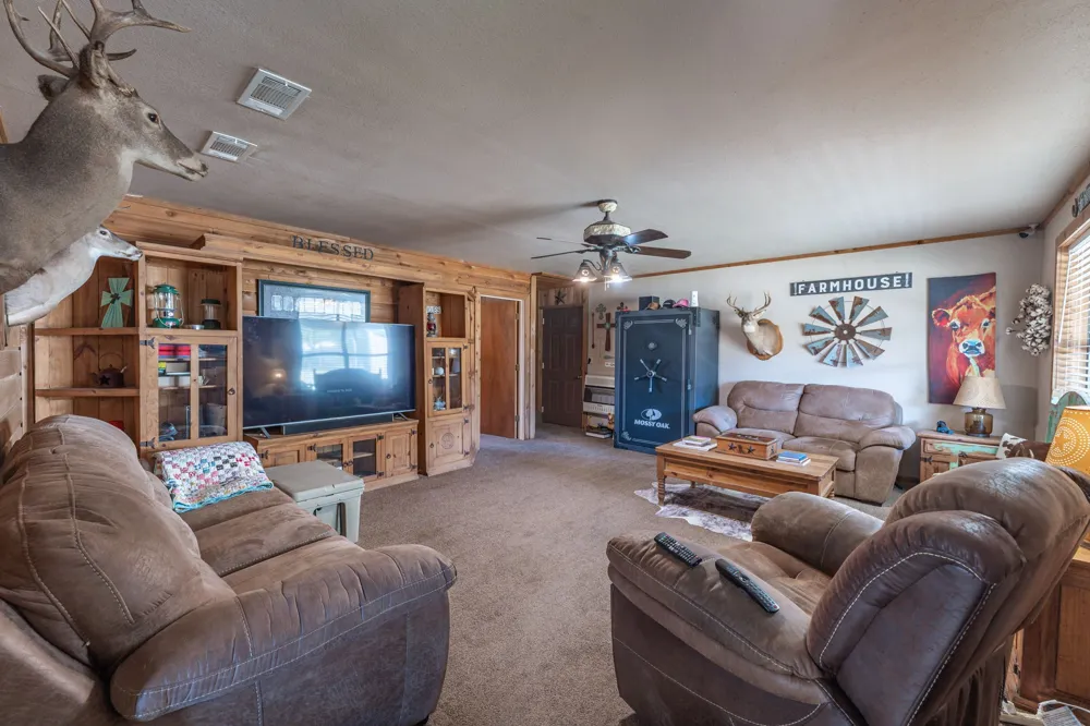 7203 Pump Station Road Jacksboro, TX 76458