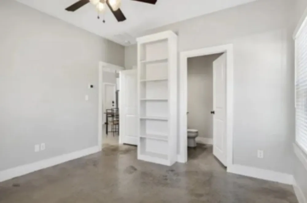 703 Maple Street Commerce, TX 75428