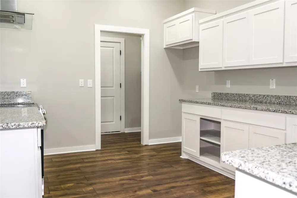 410 Simpson Southmayd, TX 75092