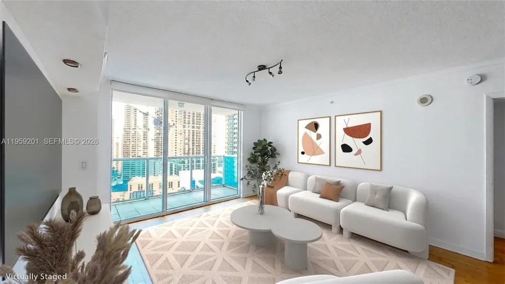 31 SE 5th St #2408 Miami, FL 33131