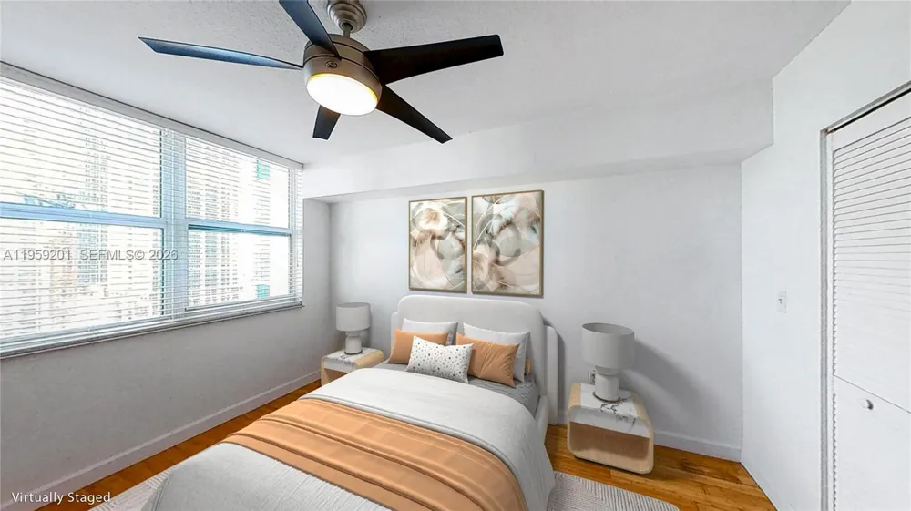 31 SE 5th St #2408 Miami, FL 33131