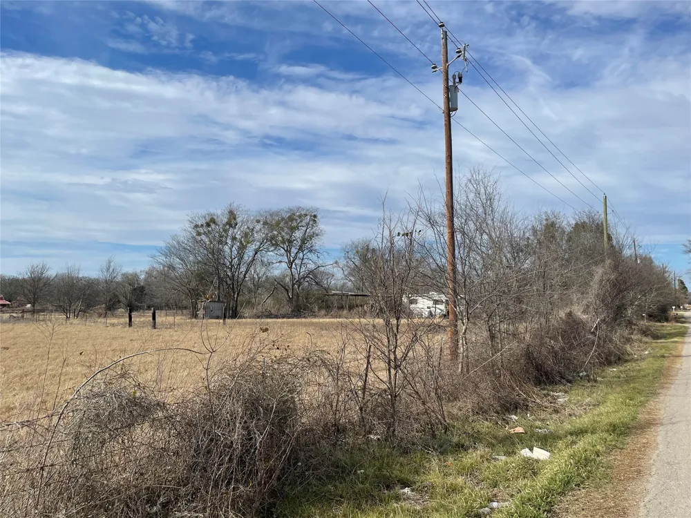 17960 County Road 2529 Payne Springs, TX 75124