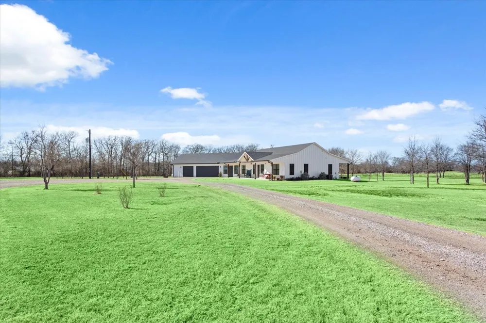 1652 Mount Moriah Road Riesel, TX 76682