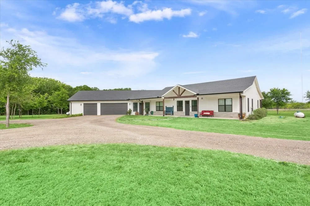 1652 Mount Moriah Road Riesel, TX 76682
