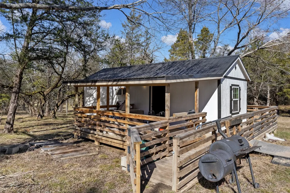 37 CR 1130 Cumby, TX 75402