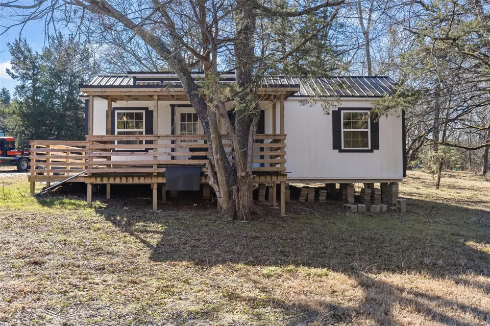 37 CR 1130 Cumby, TX 75402