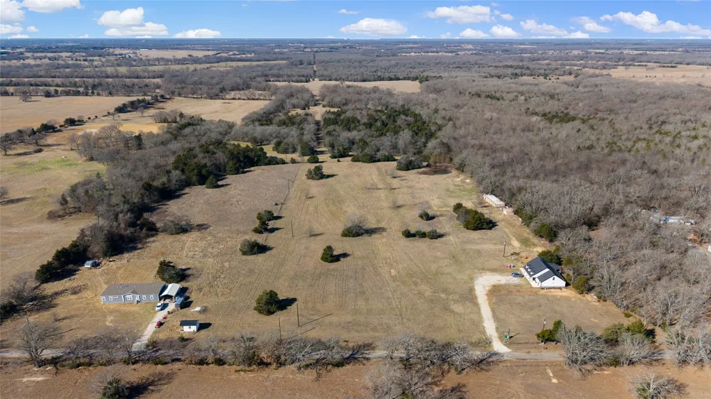 37 CR 1130 Cumby, TX 75402
