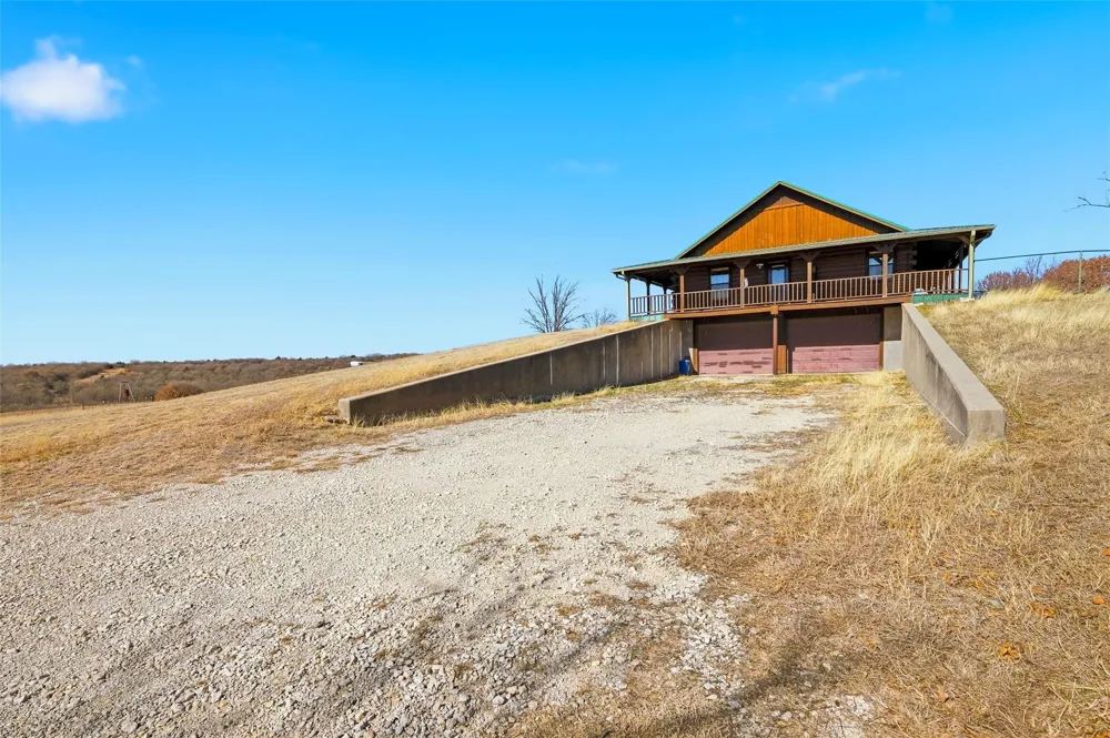 3078 Admire Road Nocona, TX 76255