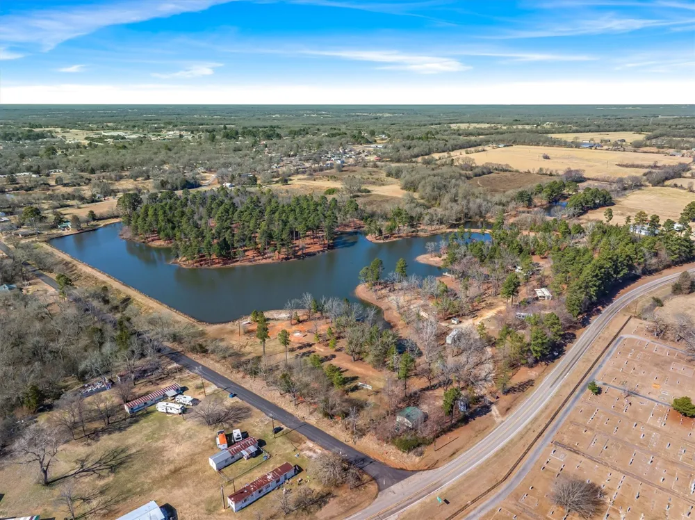 4776 FM 17 Grand Saline, TX 75140