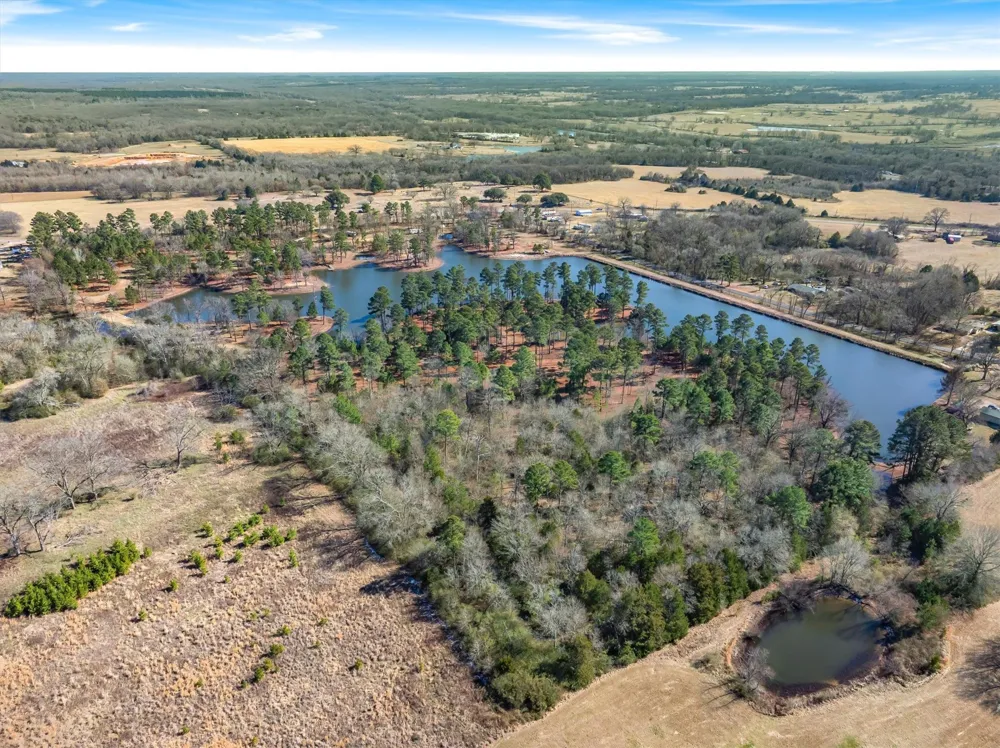 4776 FM 17 Grand Saline, TX 75140