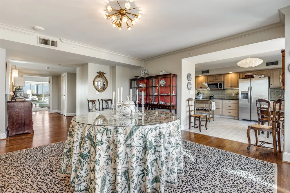 4242 Lomo Alto Drive #N70 Highland Park, TX 75219