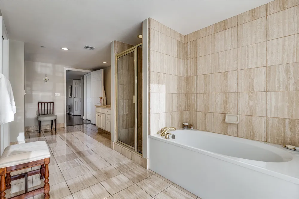 4242 Lomo Alto Drive #N70 Highland Park, TX 75219