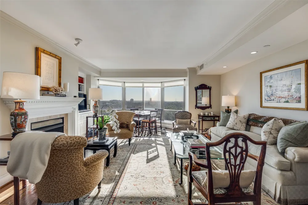 4242 Lomo Alto Drive #N70 Highland Park, TX 75219