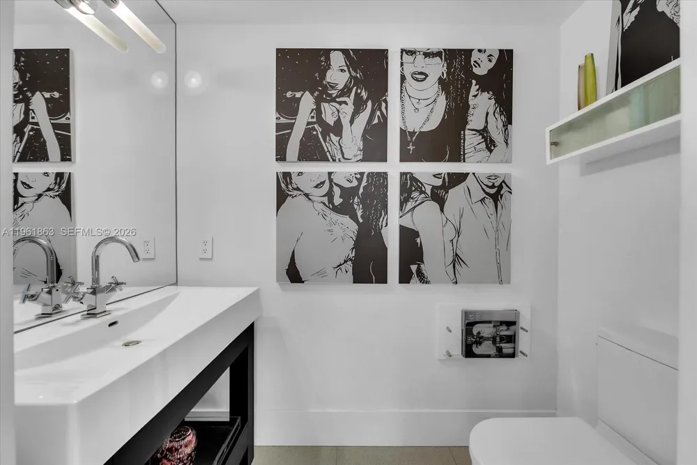 3739 Collins Ave #N-207 Miami Beach, FL 33140