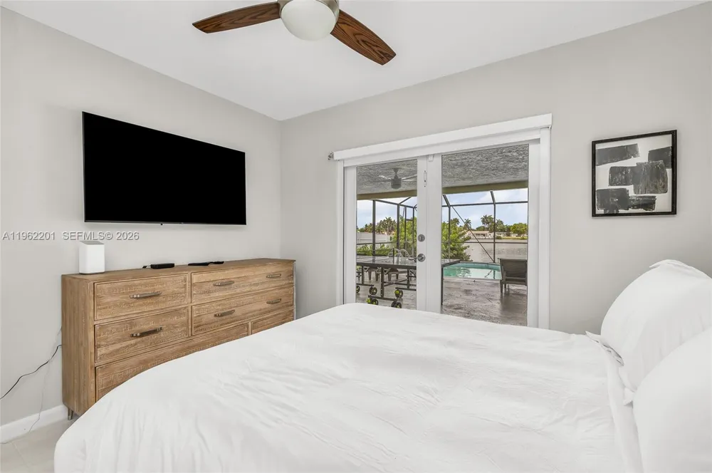 21320 NE 25th Court Miami, FL 33180