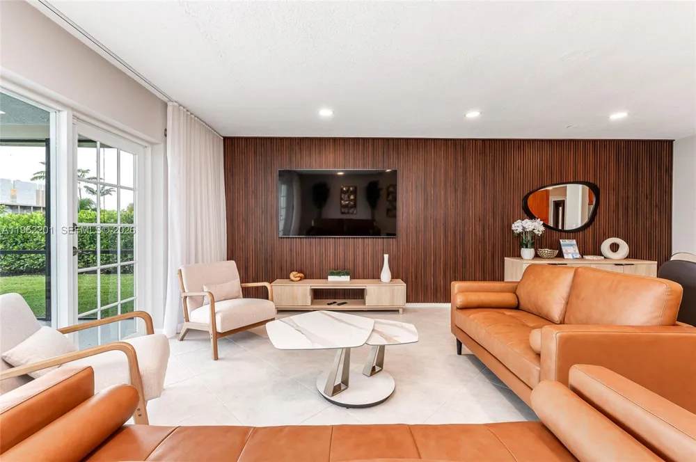 21320 NE 25th Court Miami, FL 33180