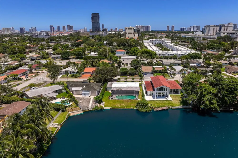 21320 NE 25th Court Miami, FL 33180