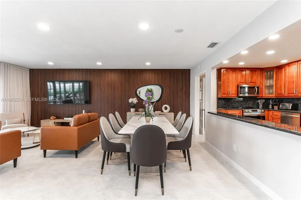 21320 NE 25th Court Miami, FL 33180