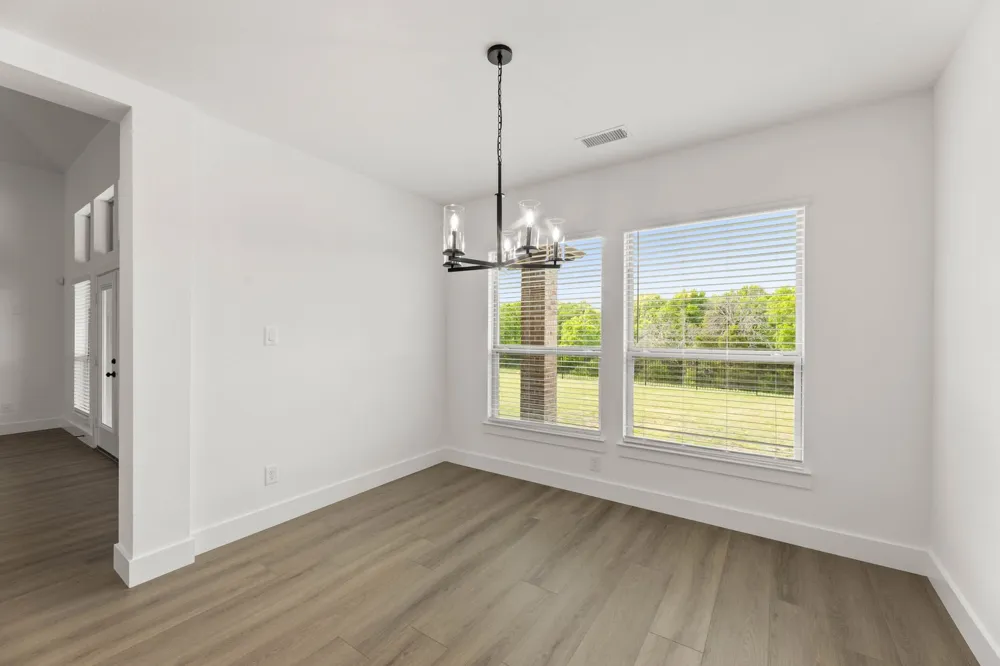 411 Hidden Lakes Drive DeSoto, TX 75115