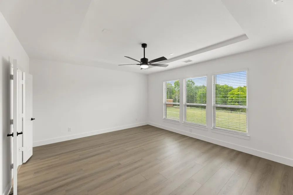 411 Hidden Lakes Drive DeSoto, TX 75115