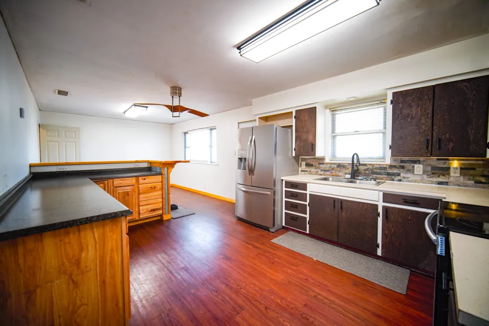 202 10th Street Jacksboro, TX 76458