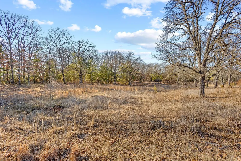 4572 County Road 2700 Telephone, TX 75488