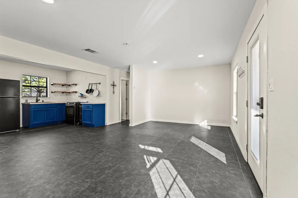 4572 County Road 2700 Telephone, TX 75488