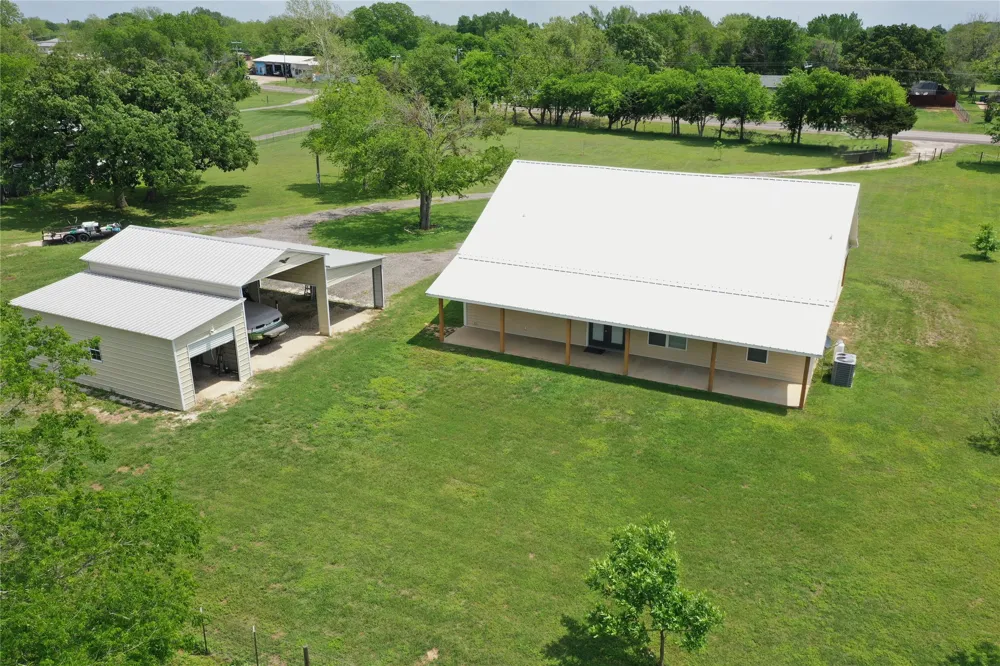 107 S Highway 14 Wortham, TX 76693