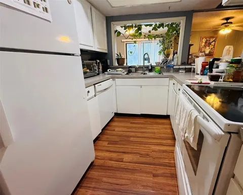 2610 Santiago Circle