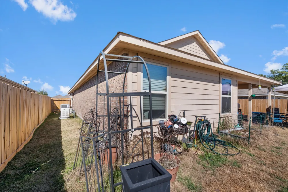 14011 Lake Crescent Drive Conroe, TX 77384