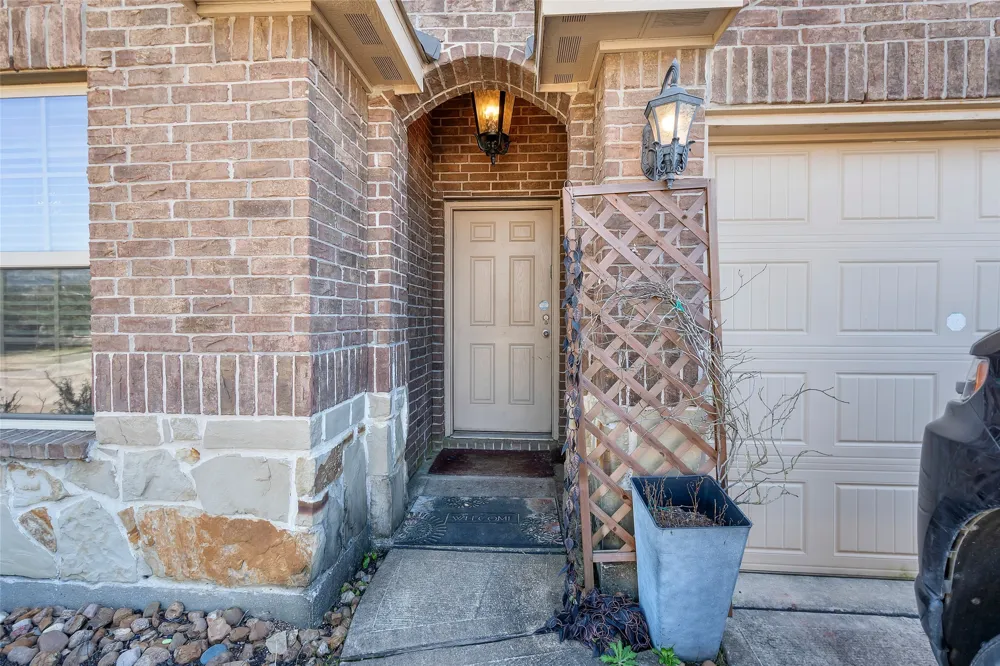14011 Lake Crescent Drive Conroe, TX 77384