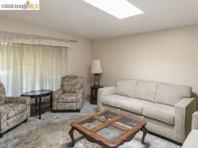2190 Giant Rd San Pablo, CA 94806