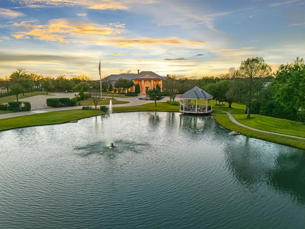 702 S White Chapel Boulevard Southlake, TX 76092